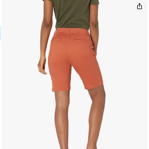 Amazon Essentials Womens 10 Inch Inseam Bermuda Chino Short in sz14 - Picture 3 of 8
